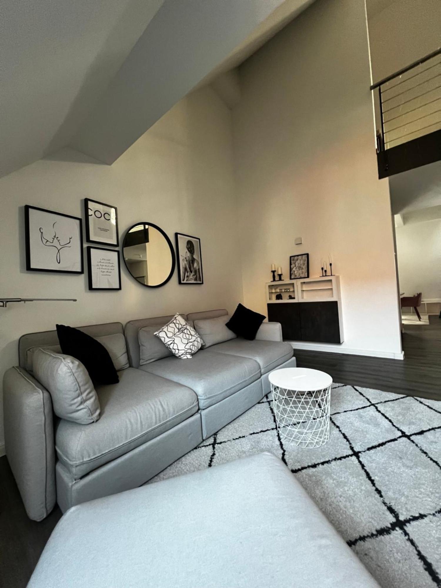 Moderne Galeriewohnung Mit Balkon Und Stellplatz Am Wenigemarkt Erfurt Kültér fotó