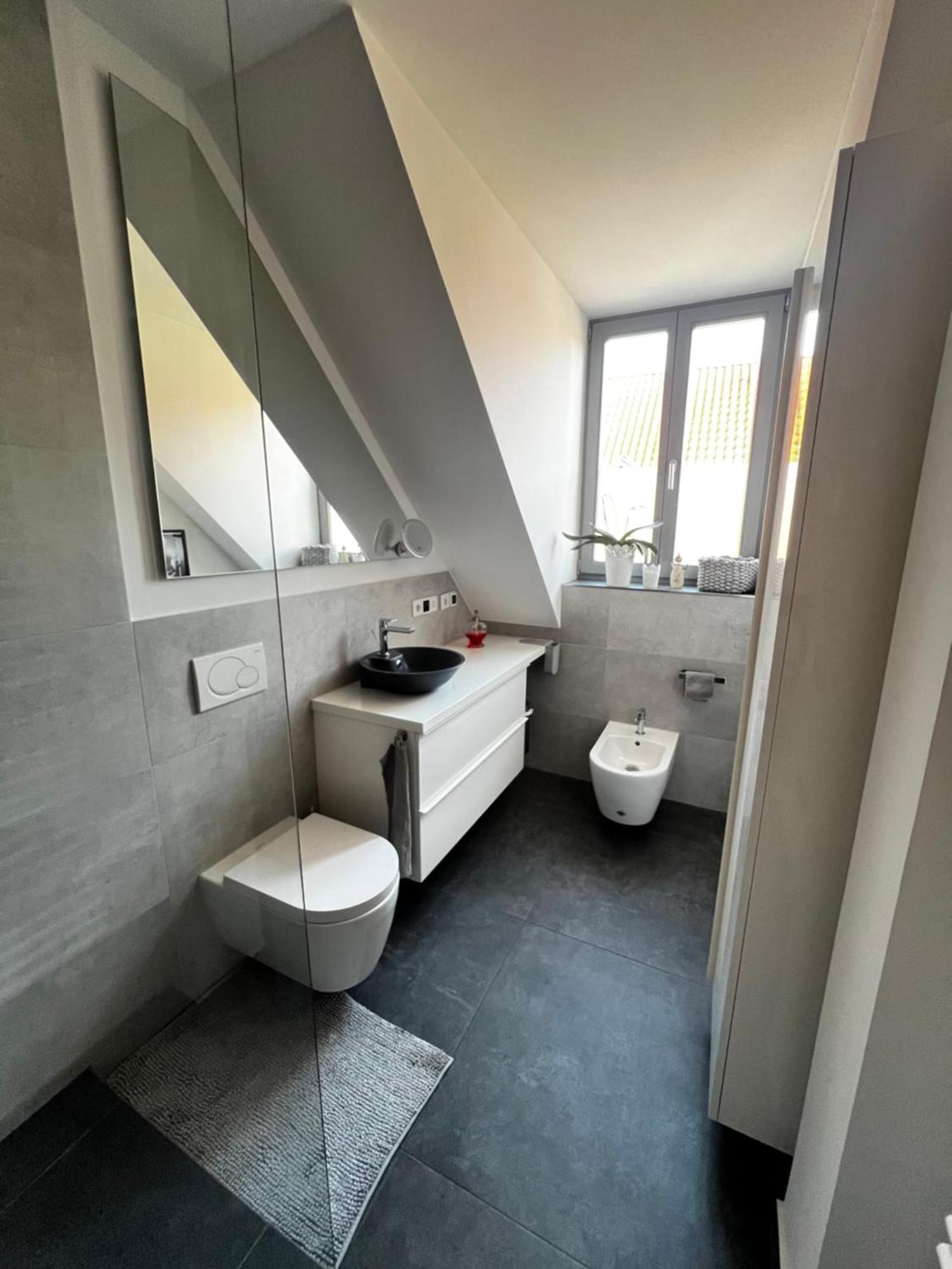 Moderne Galeriewohnung Mit Balkon Und Stellplatz Am Wenigemarkt Erfurt Kültér fotó